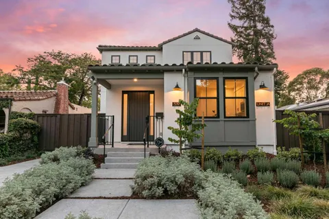 519 Central Avenue, Menlo Park, CA 94025 - #: ML82053143