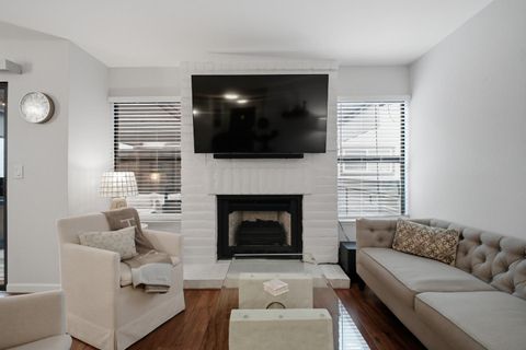 Tiny photo for 1321 Fruitdale Avenue, SAN JOSE, CA 95126 (MLS # ML82019999)