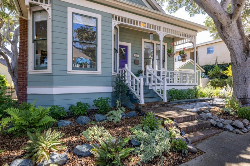 215 Lobos Avenue
