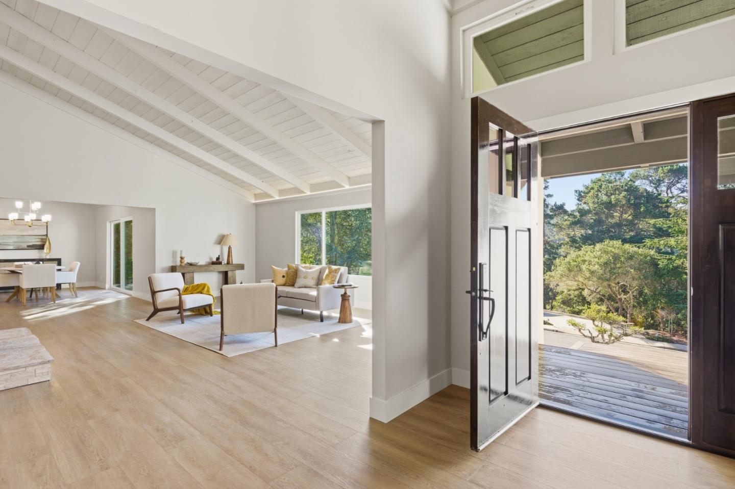 35 Deer Forest Drive