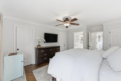 Tiny photo for 247 Pelican Court, Foster City, CA 94404 (MLS # ML82033507)