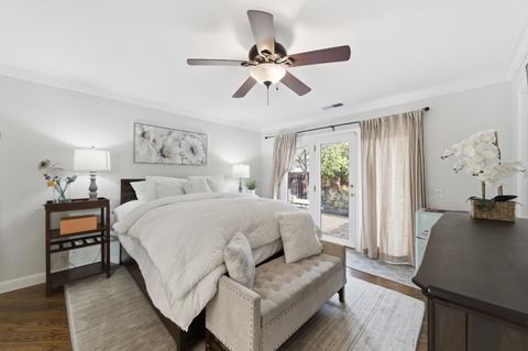 Tiny photo for 247 Pelican Court, Foster City, CA 94404 (MLS # ML82033507)