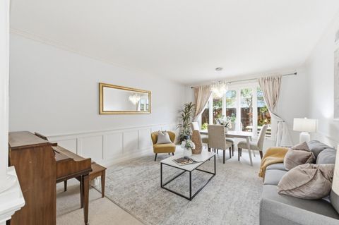 Tiny photo for 247 Pelican Court, Foster City, CA 94404 (MLS # ML82033507)