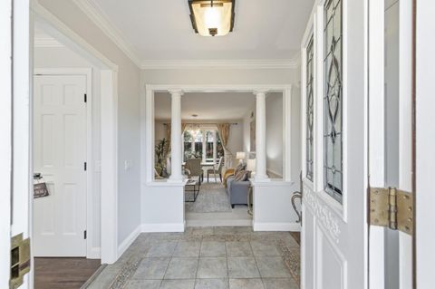 Tiny photo for 247 Pelican Court, Foster City, CA 94404 (MLS # ML82033507)