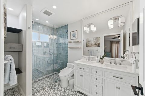 Tiny photo for 247 Pelican Court, Foster City, CA 94404 (MLS # ML82033507)