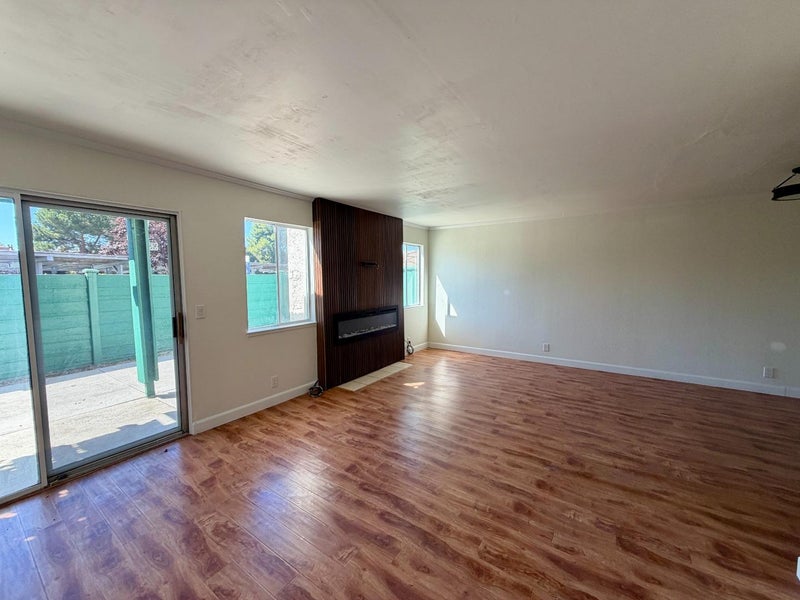 311 Hans Way