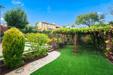 Tiny photo for 841 Bayview Way, REDWOOD CITY, CA 94062 (MLS # ML82023843)