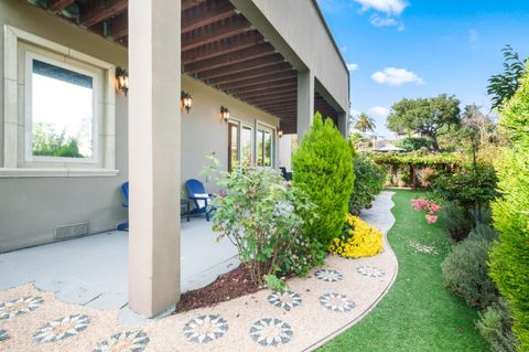 Tiny photo for 841 Bayview Way, REDWOOD CITY, CA 94062 (MLS # ML82023843)