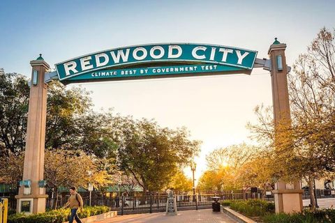 Tiny photo for 841 Bayview Way, REDWOOD CITY, CA 94062 (MLS # ML82023843)