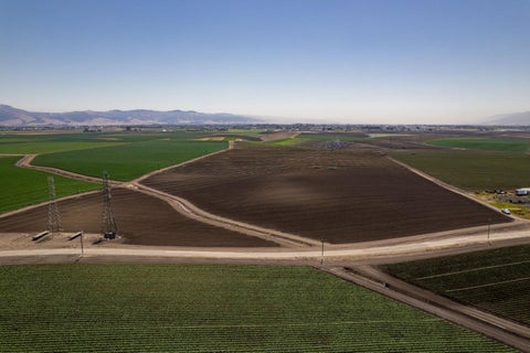 Photo of SALINAS, CA 93907 (MLS # ML82057786)