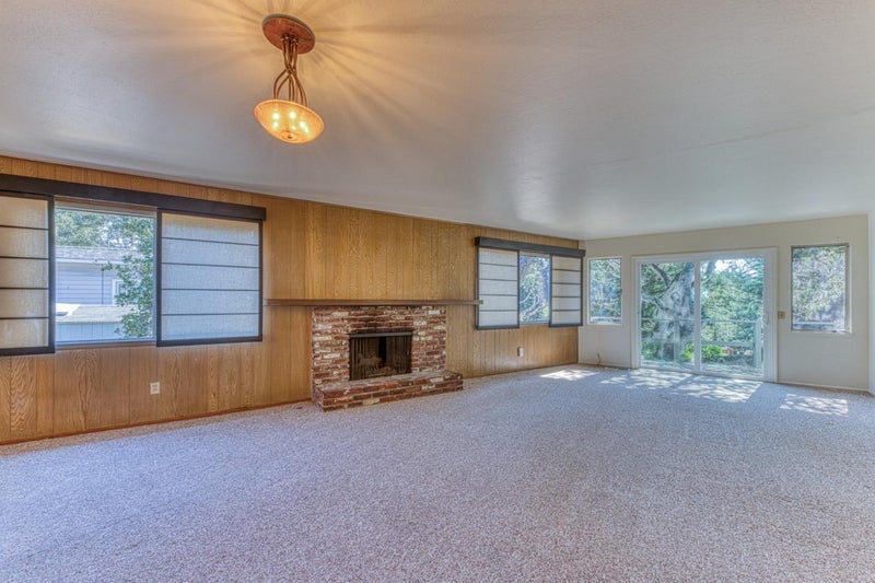 32 Carlton Drive