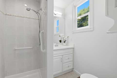 Tiny photo for 522 Carlos Avenue, Redwood City, CA 94061 (MLS # ML82051223)