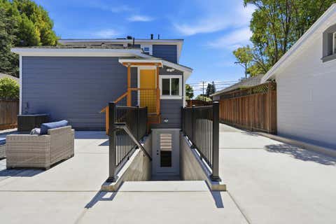 Tiny photo for 522 Carlos Avenue, Redwood City, CA 94061 (MLS # ML82051223)