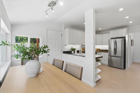 Tiny photo for 522 Carlos Avenue, Redwood City, CA 94061 (MLS # ML82051223)