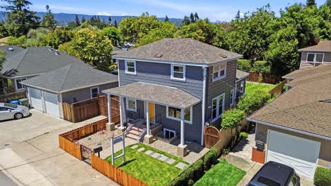 Tiny photo for 522 Carlos Avenue, Redwood City, CA 94061 (MLS # ML82051223)