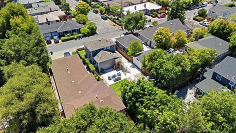 Tiny photo for 522 Carlos Avenue, Redwood City, CA 94061 (MLS # ML82051223)