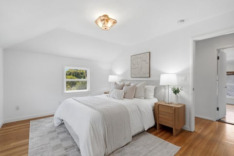 Tiny photo for 522 Carlos Avenue, Redwood City, CA 94061 (MLS # ML82051223)