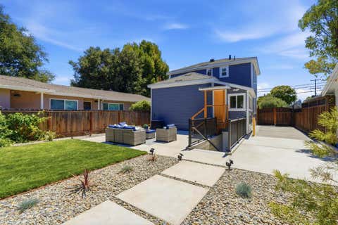 Tiny photo for 522 Carlos Avenue, Redwood City, CA 94061 (MLS # ML82051223)
