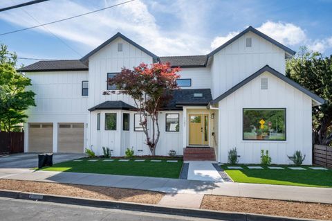 Photo of San Carlos, CA 94070 (MLS # ML82042838)