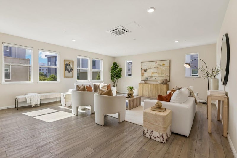 6571 Vision Court