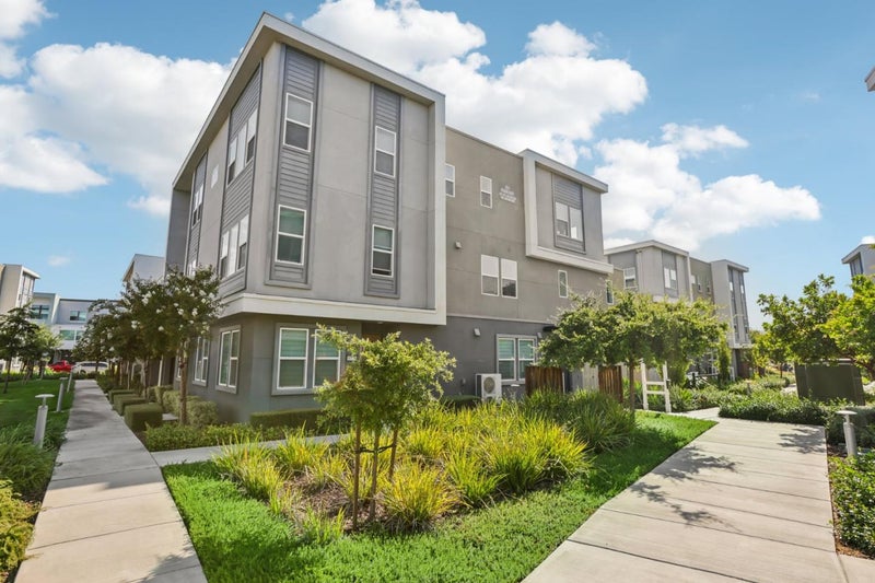6571 Vision Court