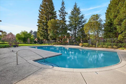 Tiny photo for 582 Pimlico Court Ct, WALNUT CREEK, CA 94597 (MLS # ML82055626)