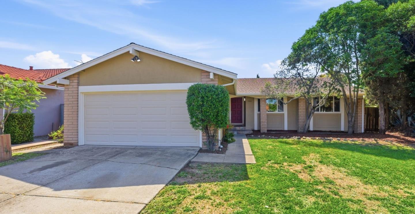 5484 Shadowcrest Way