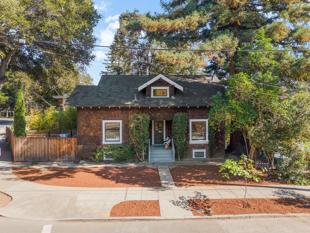 770 Everett Avenue