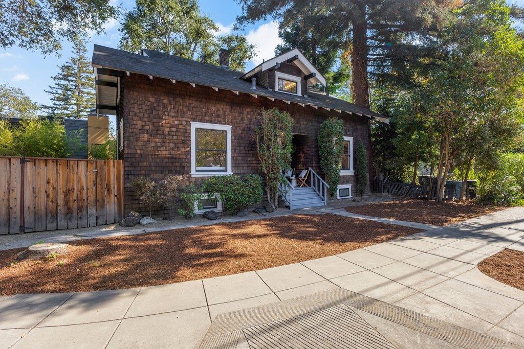 770 Everett Avenue