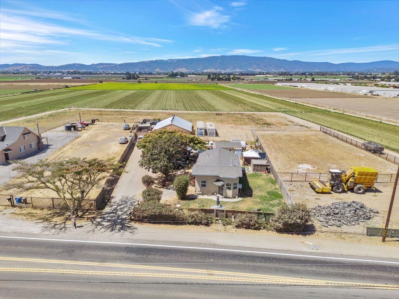 2712 Ferguson Road