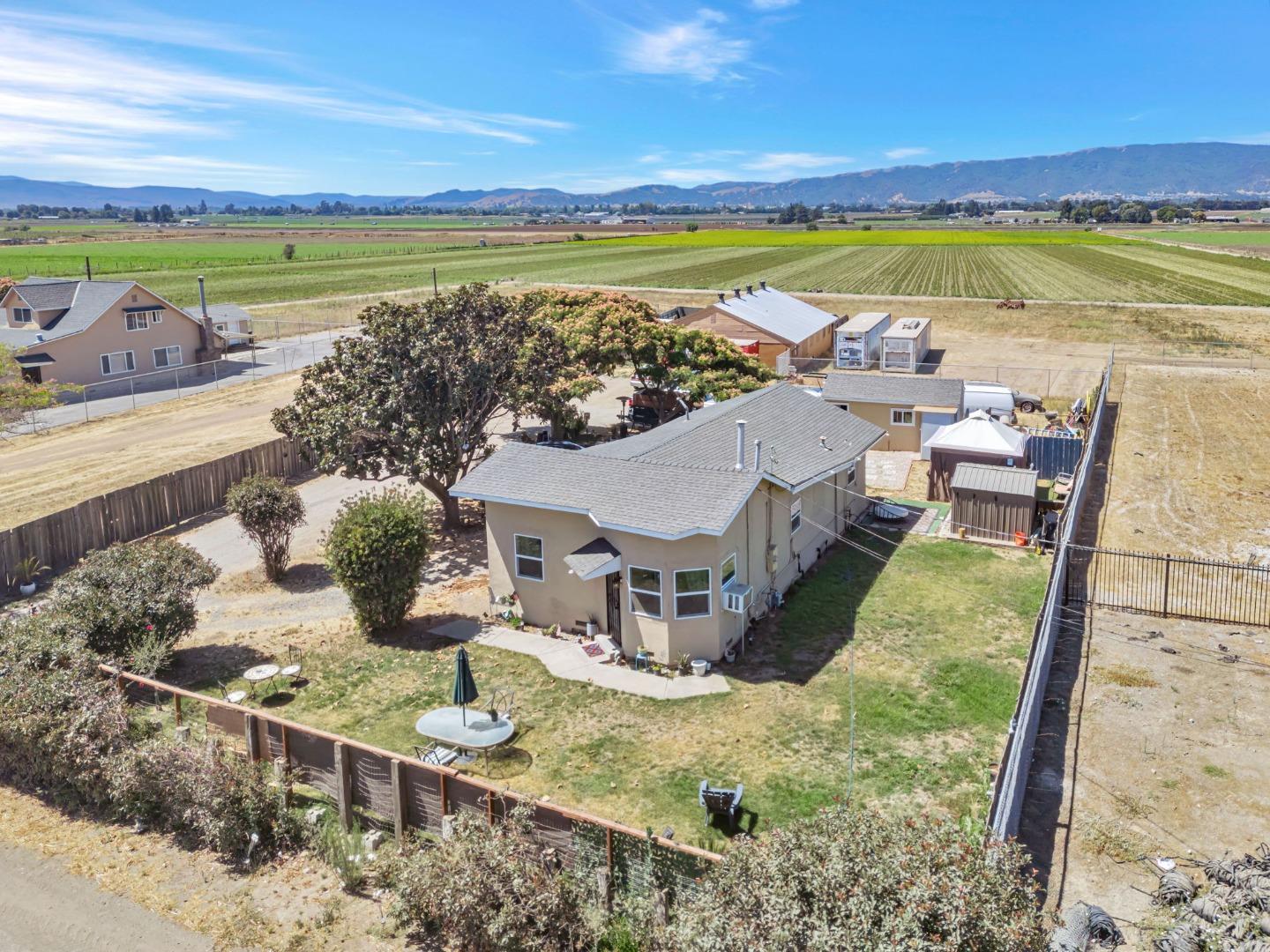 2712 Ferguson Road