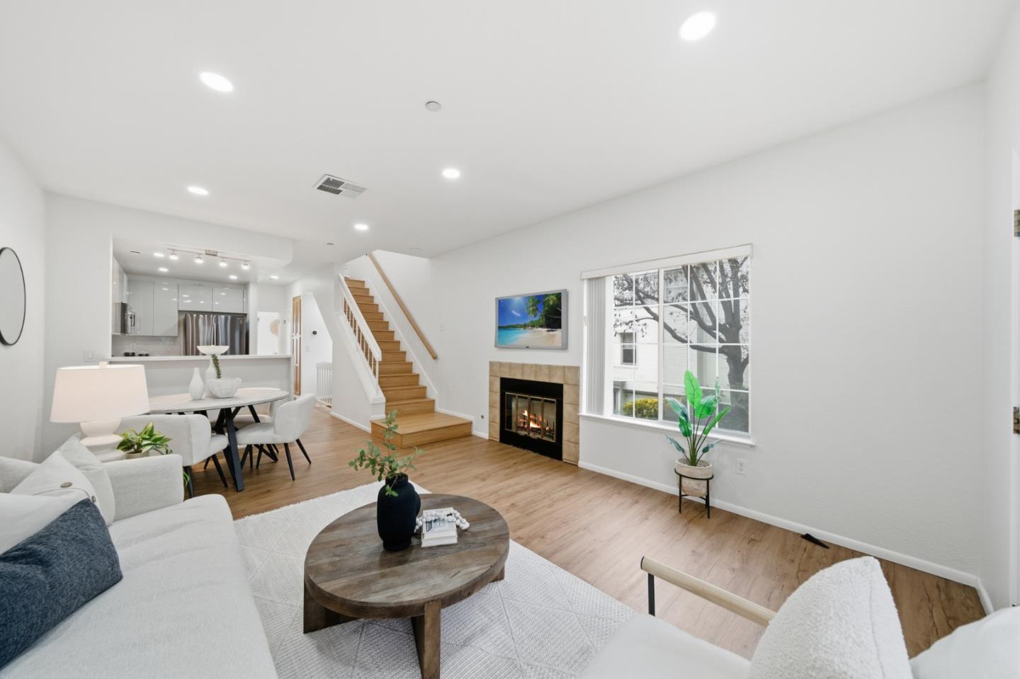 968 Belmont Terrace 1