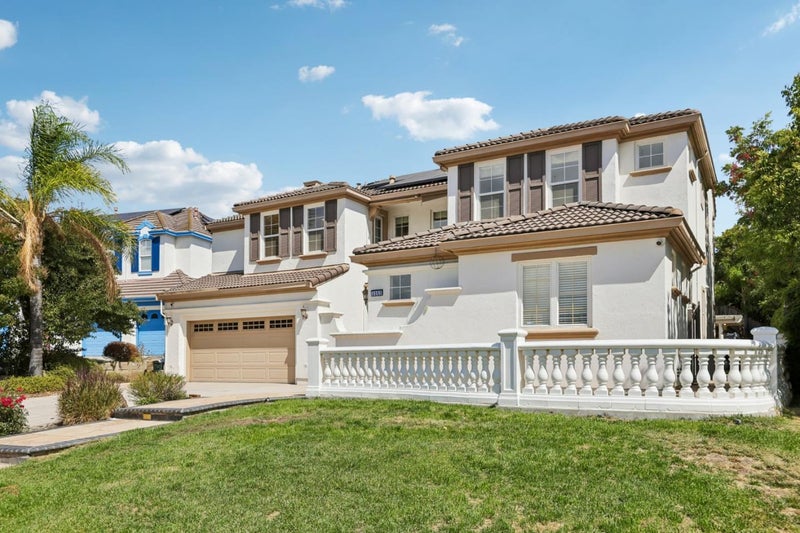 3353 Colonna Avenue