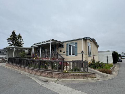 Featured picture for the property ML82010078