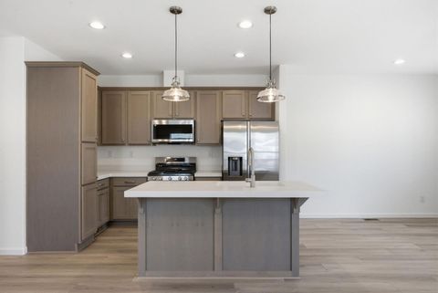 Tiny photo for 1555 Merrill Street #129, SANTA CRUZ, CA 95062 (MLS # ML82043174)