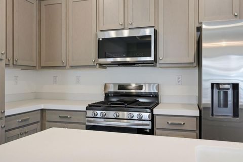 Tiny photo for 1555 Merrill Street #129, SANTA CRUZ, CA 95062 (MLS # ML82043174)