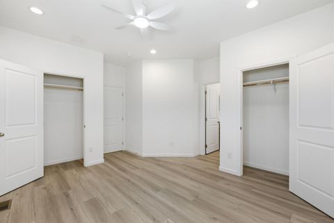 Tiny photo for 1555 Merrill Street #129, SANTA CRUZ, CA 95062 (MLS # ML82043174)