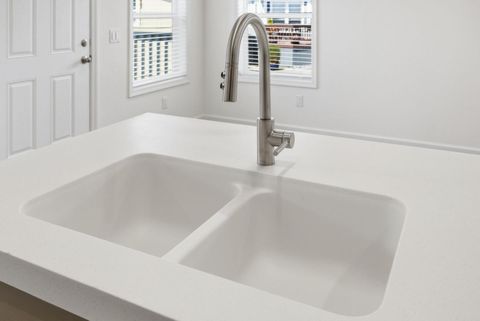 Tiny photo for 1555 Merrill Street #129, SANTA CRUZ, CA 95062 (MLS # ML82043174)