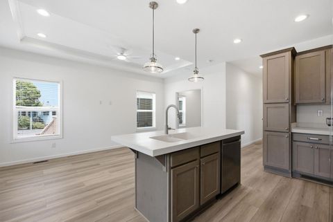 Tiny photo for 1555 Merrill Street #129, SANTA CRUZ, CA 95062 (MLS # ML82043174)