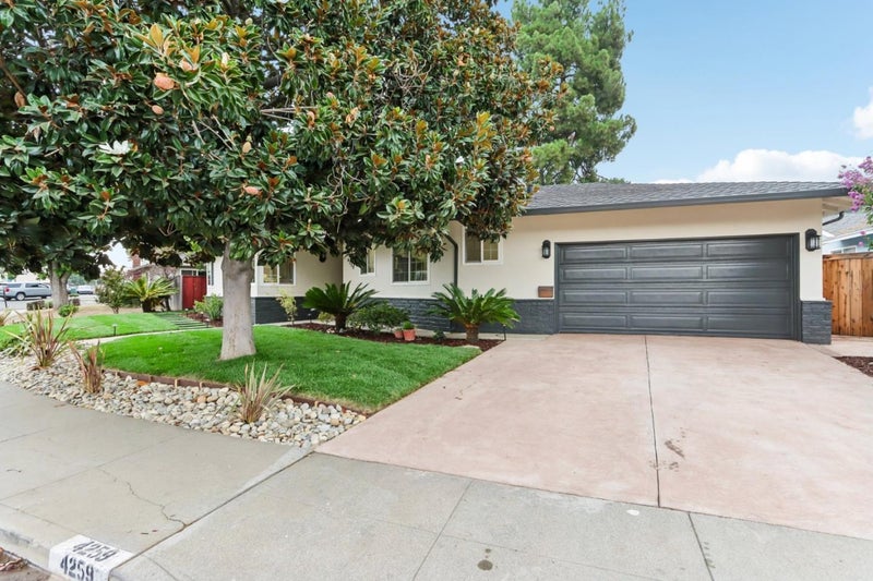 4259 Silver Street