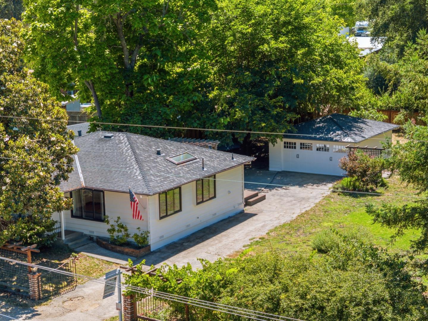 10195 Riverside Drive