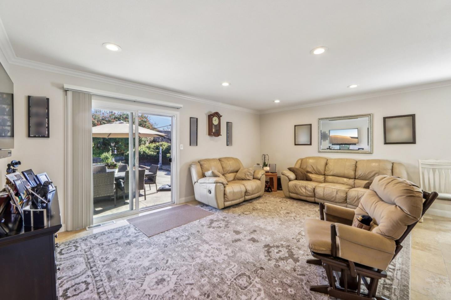 1350 Cherokee Drive