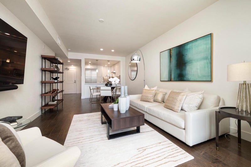 657 Walnut Street 326