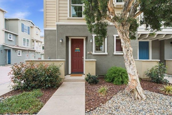 631 TRUE WIND WAY UNIT 202, REDWOOD CITY, CA 94063 - Image e70d9e49db3ece5e12a3b0085d547a8b/4225112042