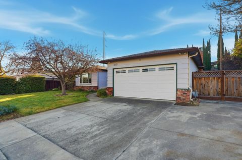 Tiny photo for 1272 Chelsea Way, CONCORD, CA 94521 (MLS # ML82032018)