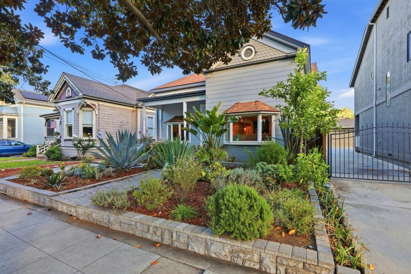 1274 Magnolia Avenue