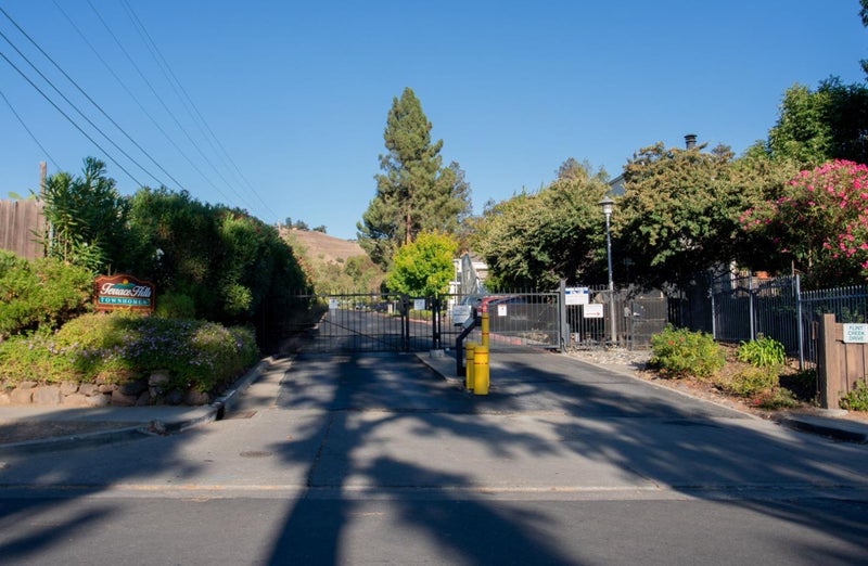 3684 Rocky Creek Court