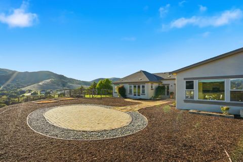 Tiny photo for 979 Via Rodriguez, SAN JUAN BAUTISTA, CA 95045 (MLS # ML82026322)