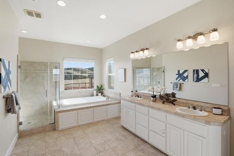 Tiny photo for 979 Via Rodriguez, SAN JUAN BAUTISTA, CA 95045 (MLS # ML82026322)