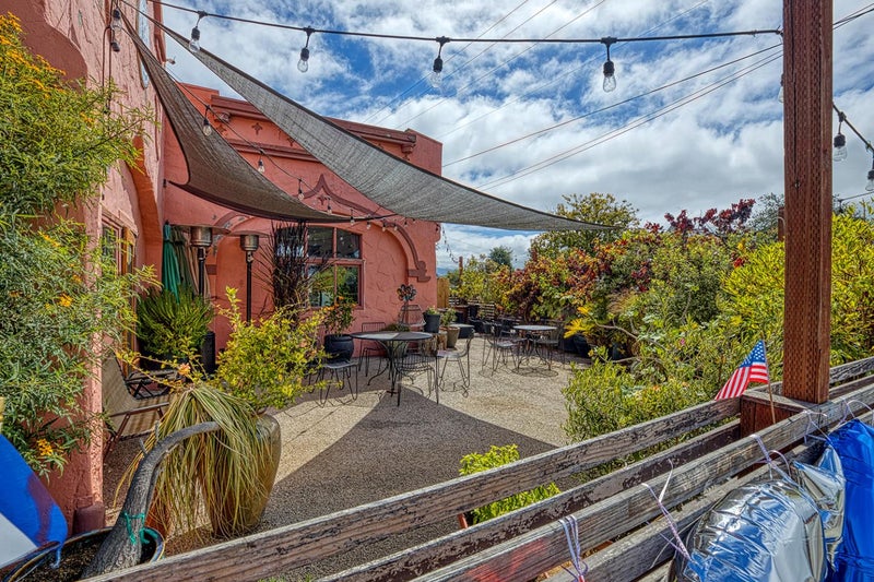 2904 Freedom Boulevard